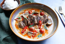 Load image into Gallery viewer, Red Curry Duck

